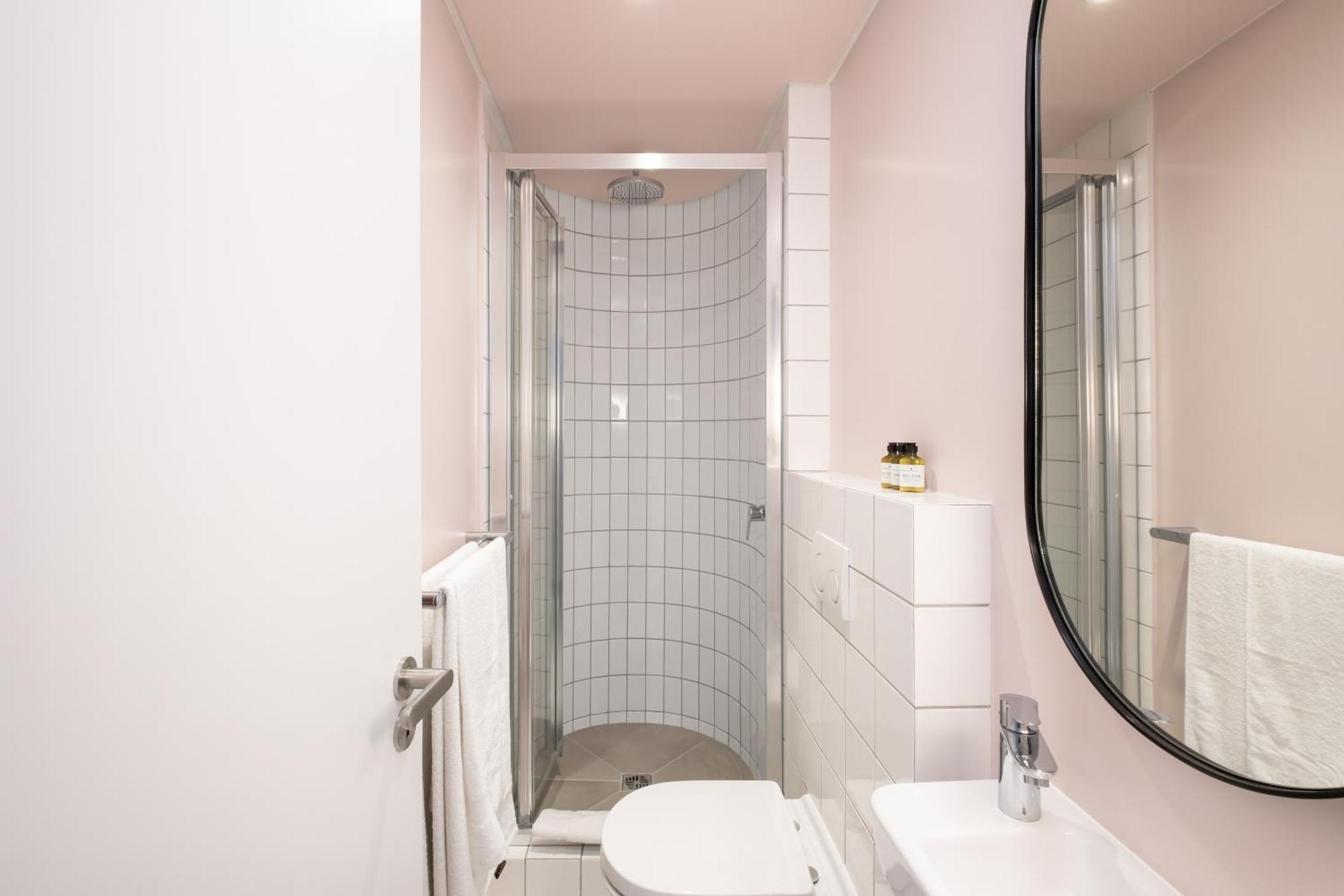 Appartement Flamingo 207: Modern With Balcony *