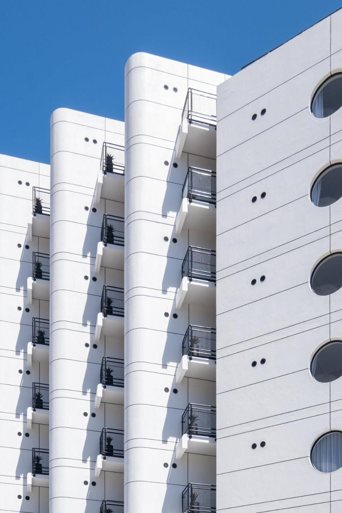 Flamingo 207: Modern With Balcony * Le Cap